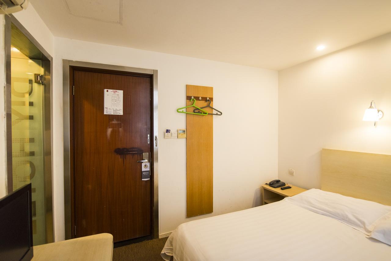 Motel Shanghai Sinan Road Eksteriør bilde