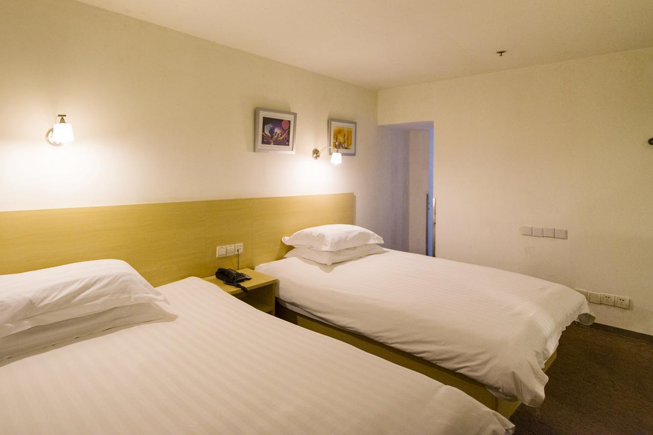 Motel Shanghai Sinan Road Eksteriør bilde